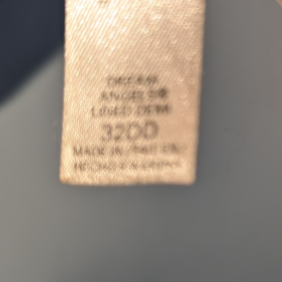 Victoria’s Secret Bra - Picture 3 of 3